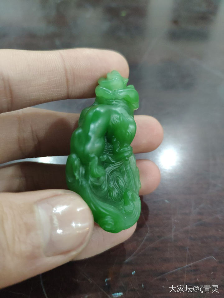 岁久人无千日好，春深花有几时红。是非入耳君须忍，半作痴呆半作聋。 ​​​_和田玉