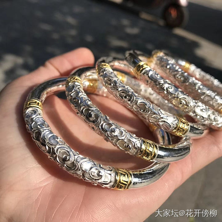 深深的被浮雕的银镯吸引！坛友们请甩图过来，点燃我前进的灯塔！_手镯银