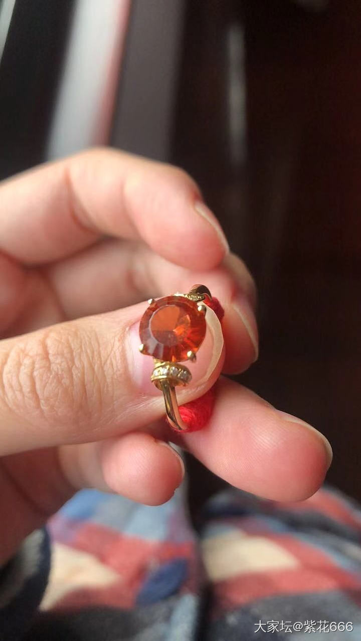 芬达石、锰铝榴石和桂榴石_芬达