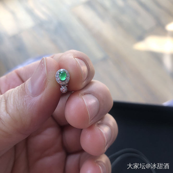 出些自带的精品_和田玉