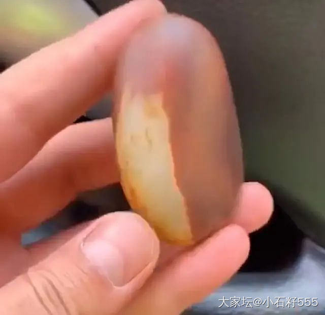 据说350万成交的料子。羡慕嫉妒恨！应该是2020年，第一个网红。_和田玉