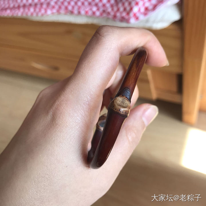 一根小橘藤的变化_手镯鸡血藤