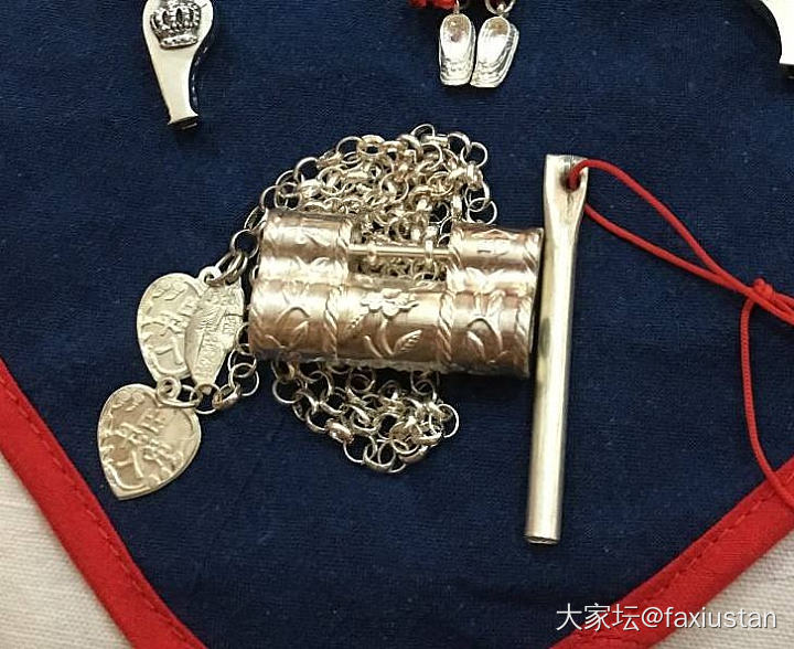 到手快一年的张宝源双尖镯_手镯银