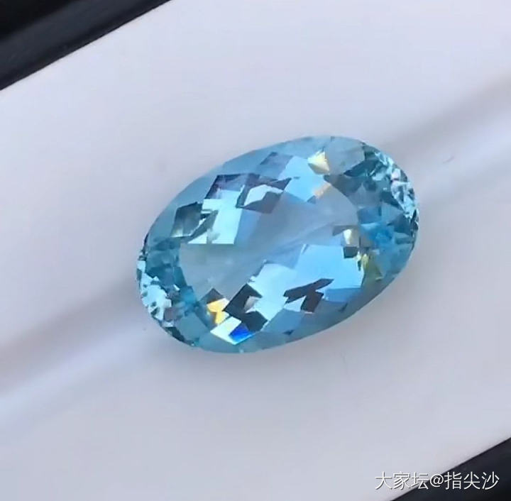 想入这颗海蓝宝 大家说值不值_海蓝宝