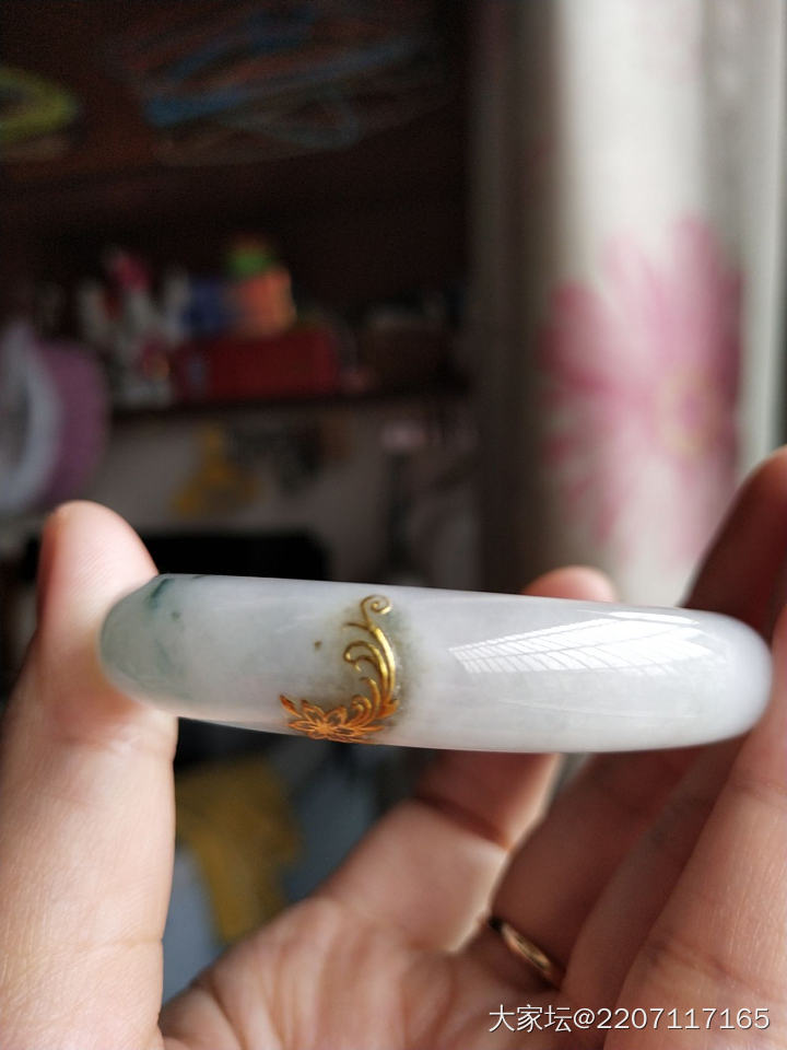 翡翠手镯想描金_翡翠