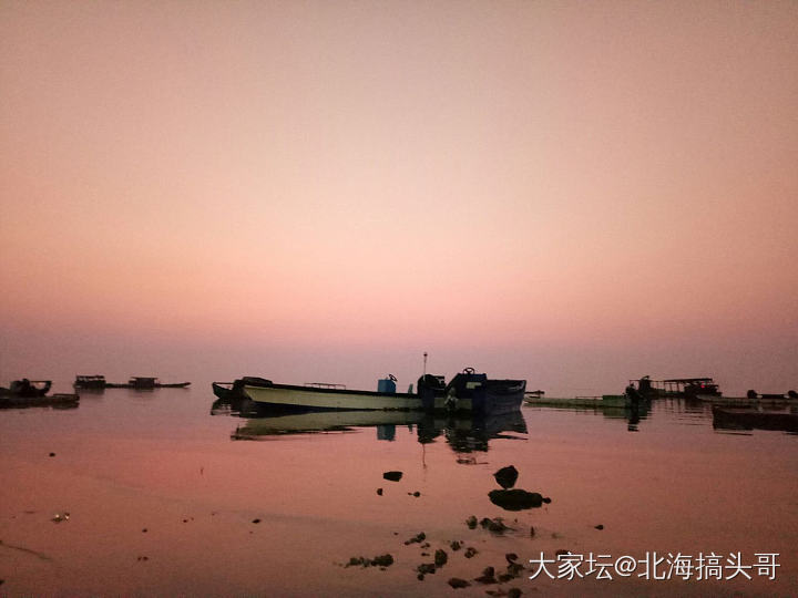 吃饭来海边看夕阳，小鱼村就这个好