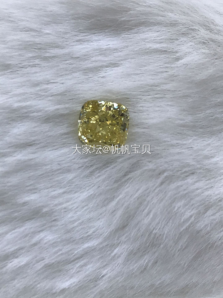 情人节礼物一个月才收到，纠结款式呢_彩钻