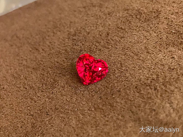 在路上，好忐忑_戒面彩色宝石