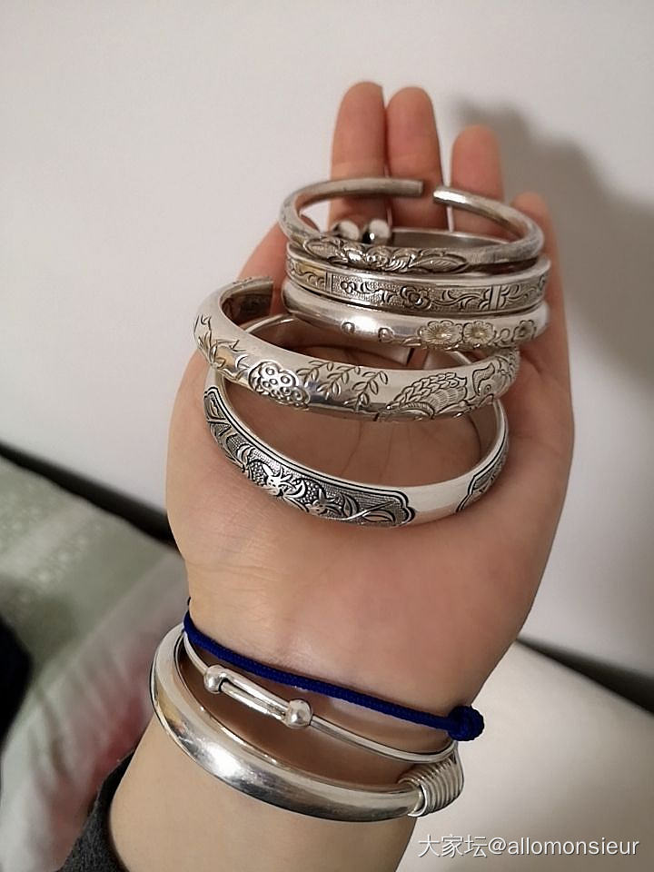 来晒晒你们戴旧的银镯啊~_手镯银