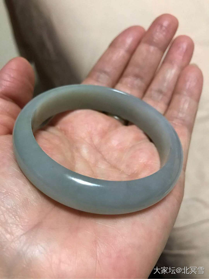 今天偶然看到买家匿名把这笔闲鱼交易挂在药房了，想出面澄清下