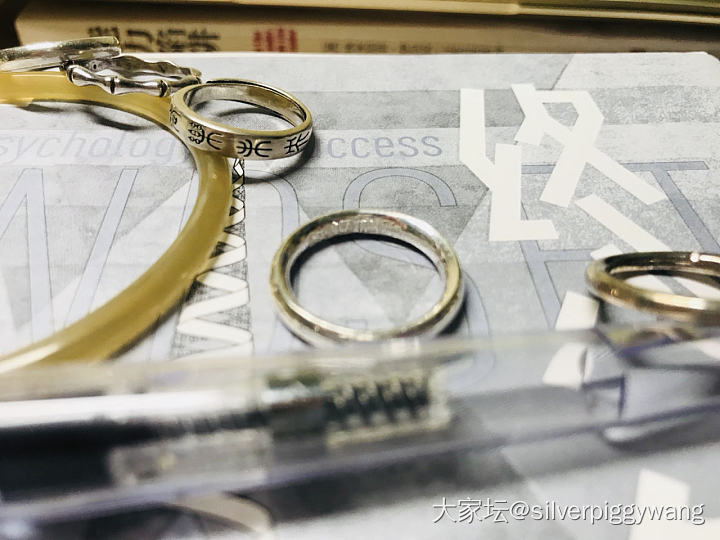 被种草素圈银戒，在振贤、幻银、饶记和陈记中买哪款好?_购银闲聊银