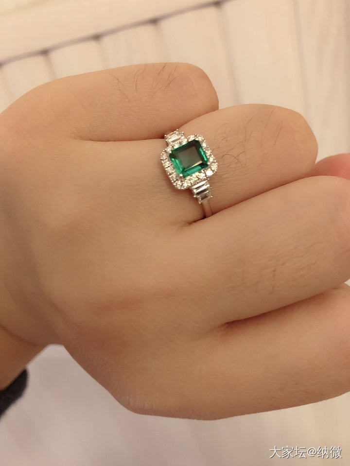 第一枚彩宝戒指～祖母绿_祖母绿
