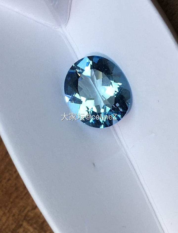 入坑小白求问这颗海蓝宝有没有达到圣玛利亚呀？_海蓝宝