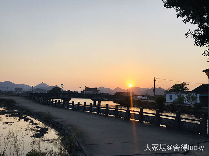 周大福调价_金周大福贵金属