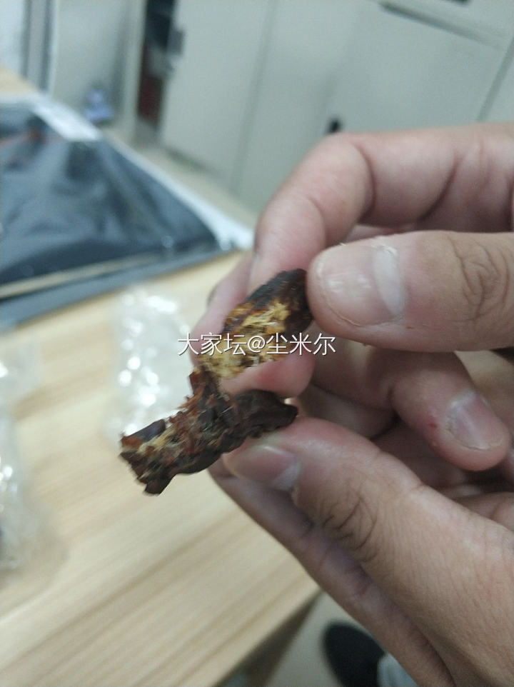 牛肉干，楼主我为了多家对比牛肉干，结果买到了一家真假掺卖，卖家还不承认_零食美食