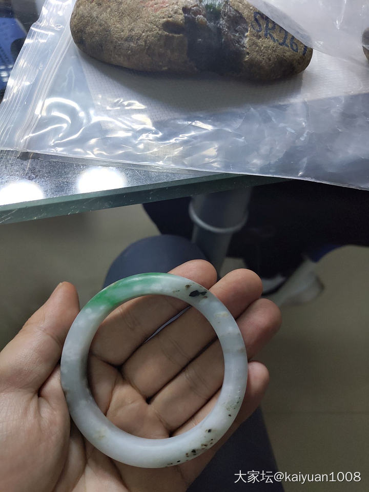 挺坎坷的一次套手镯_半成品翡翠