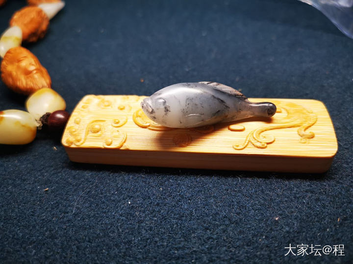今儿吃_花件和田玉