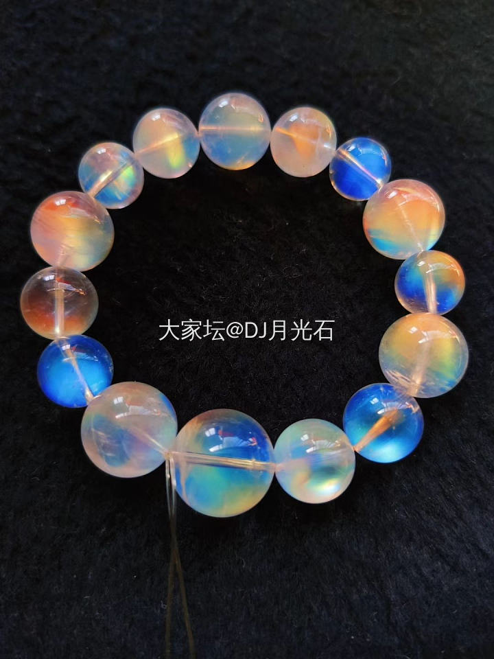 11+13mm 最大有颗15mm 绝美绝版彩虹月光石大猪_月光石