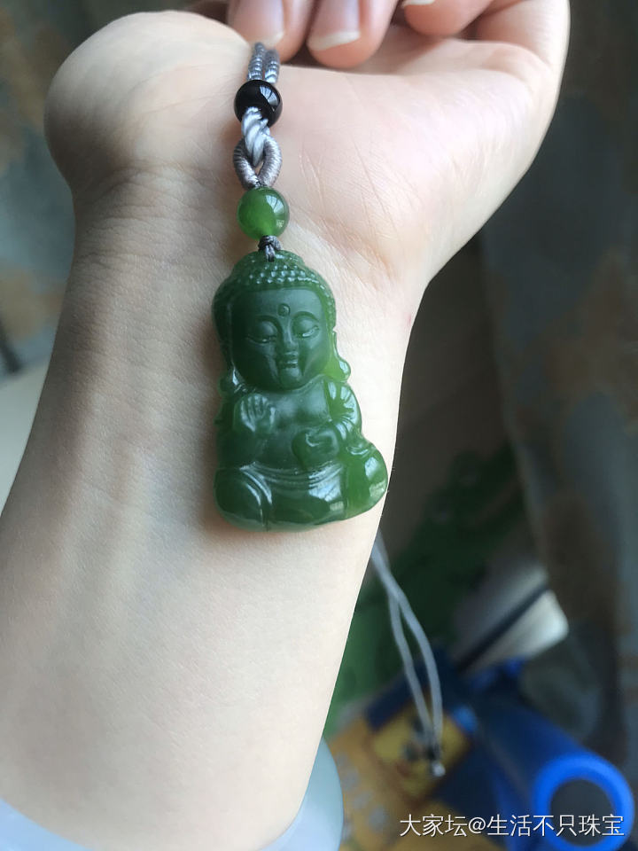 大家帮忙看看是不是A_吊坠翡翠