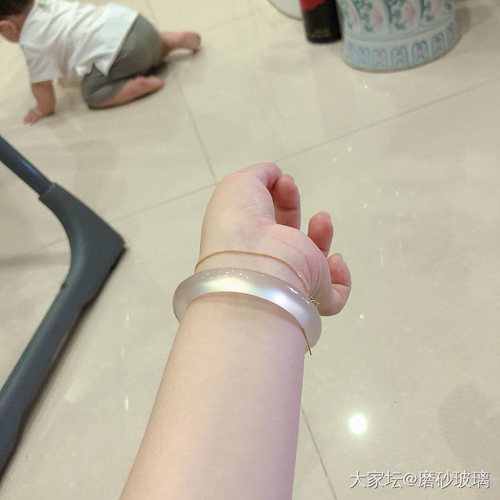 大浪淘沙剩下的一支镯子_玉髓手镯