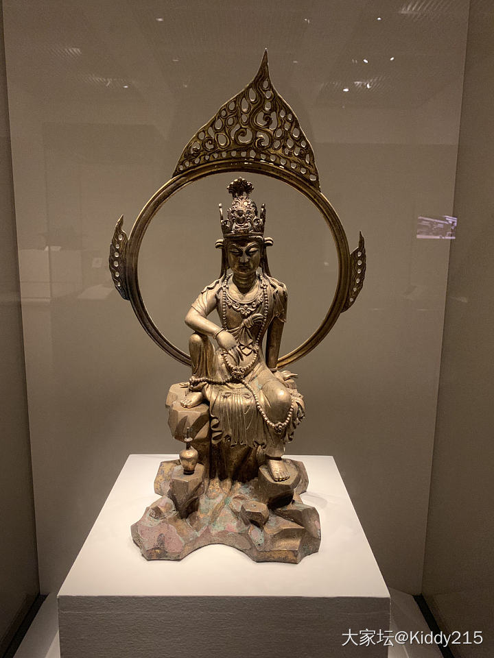 假期的最后一天戴圆条和绿蛋_手镯翡翠