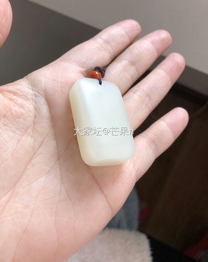 蹲想要的东西好难哦_和田玉