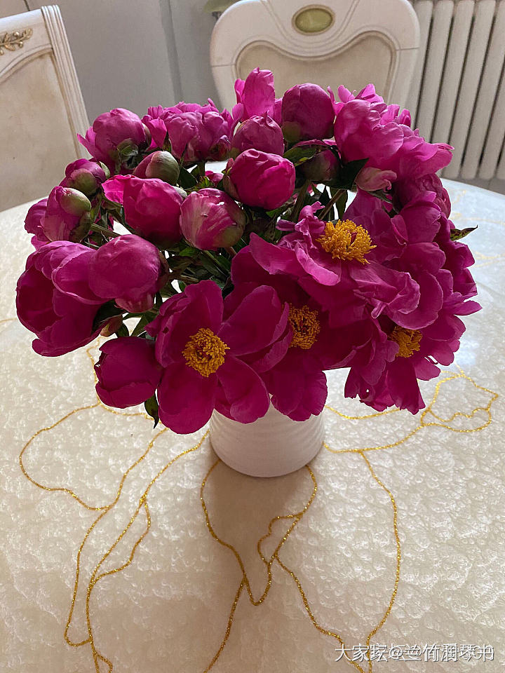 芍药花到了极盛期，所以从今天开始停止发货啦！感谢大家的支持.因为没有经验，肯定服...