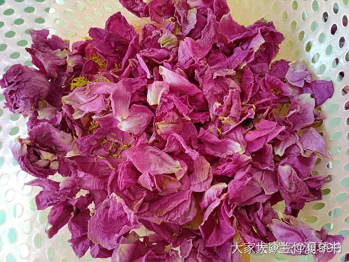 芍药花到了极盛期，所以从今天开始停止发货啦！感谢大家的支持.因为没有经验，肯定服...
