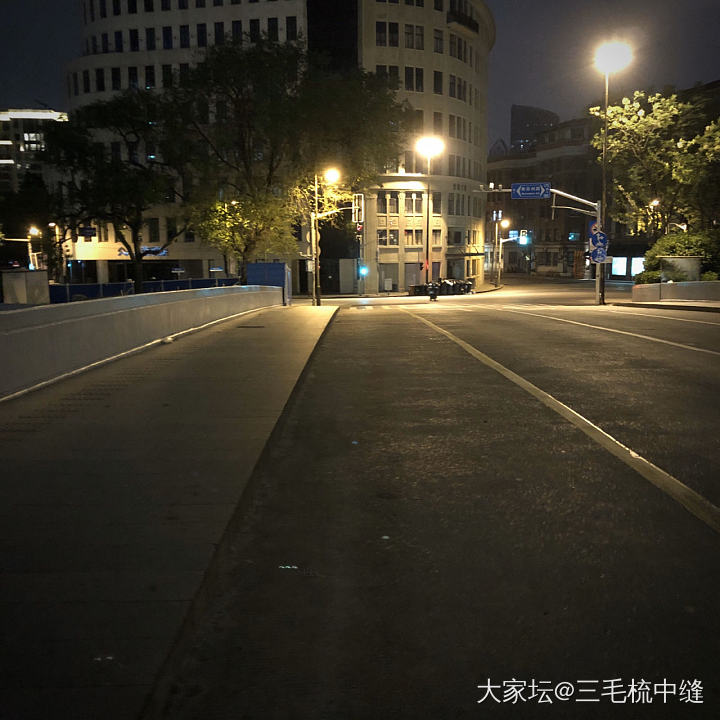 深夜的上海，凌晨一点。_上海旅游美食闲聊
