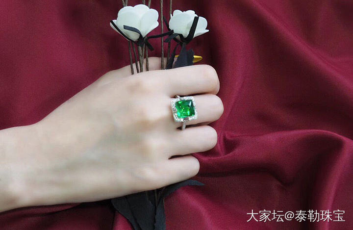 【泰勒彩宝】5.44ct祖母绿糖塔戒指