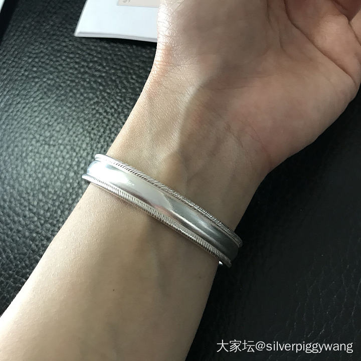 秀一下你们戴旧的银镯子吧_手镯银