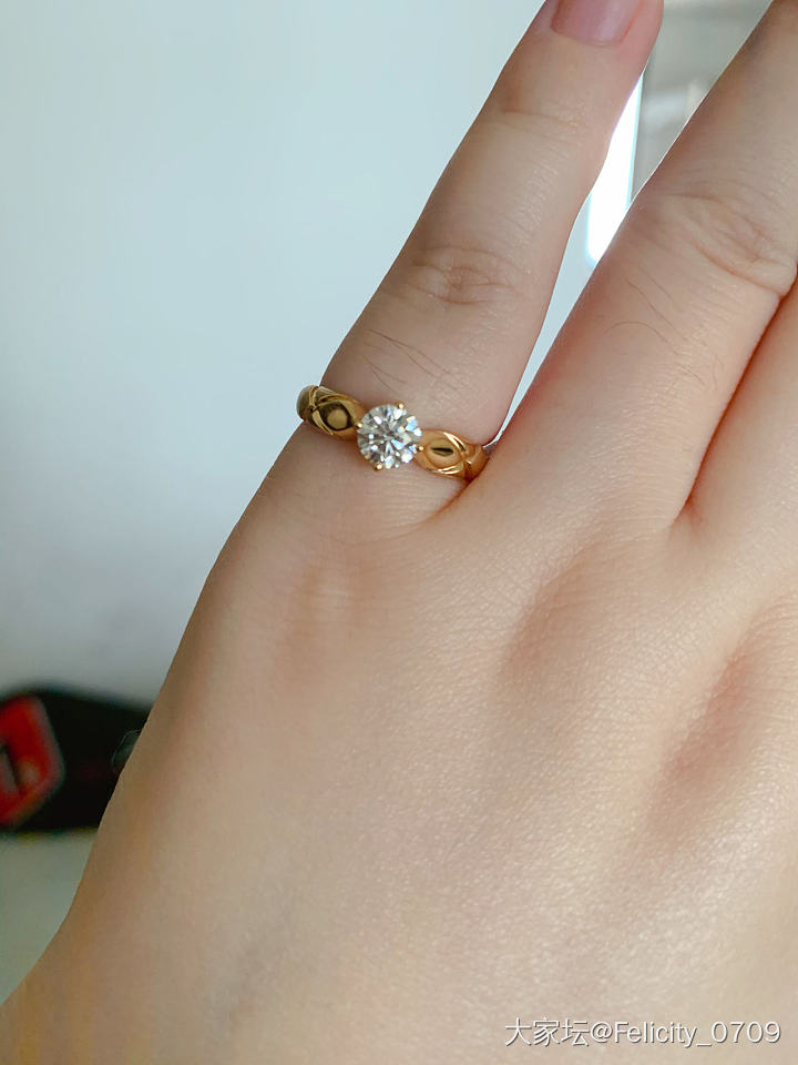 改款的钻戒💍收到了，特别喜欢，感谢万能的坛友推荐的师傅_钻石