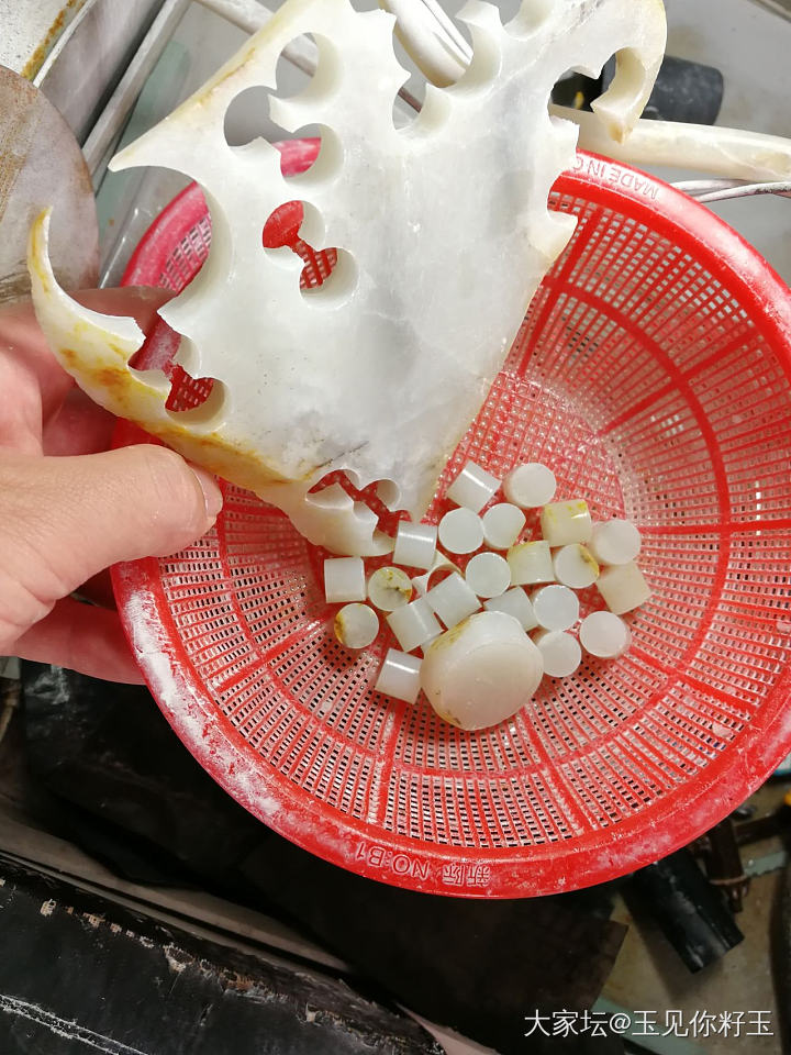 今天，赠送三个籽料料子，只为让你看懂籽料，详情110楼_和田玉