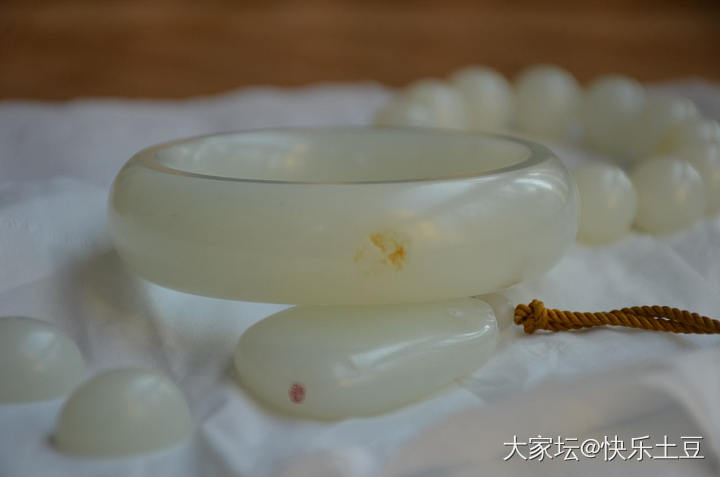 睡不着发个帖吧_和田玉