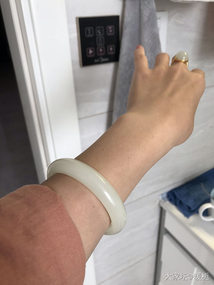 睡不着发个帖吧_和田玉
