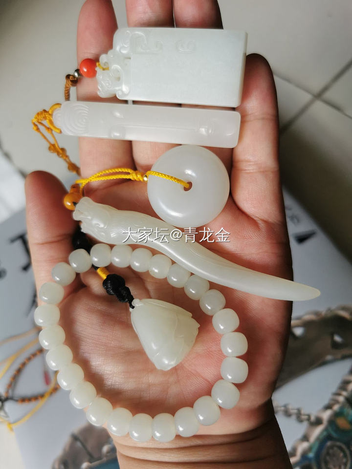 开个帖子，和朋友们聊聊和田玉_挂饰和田玉