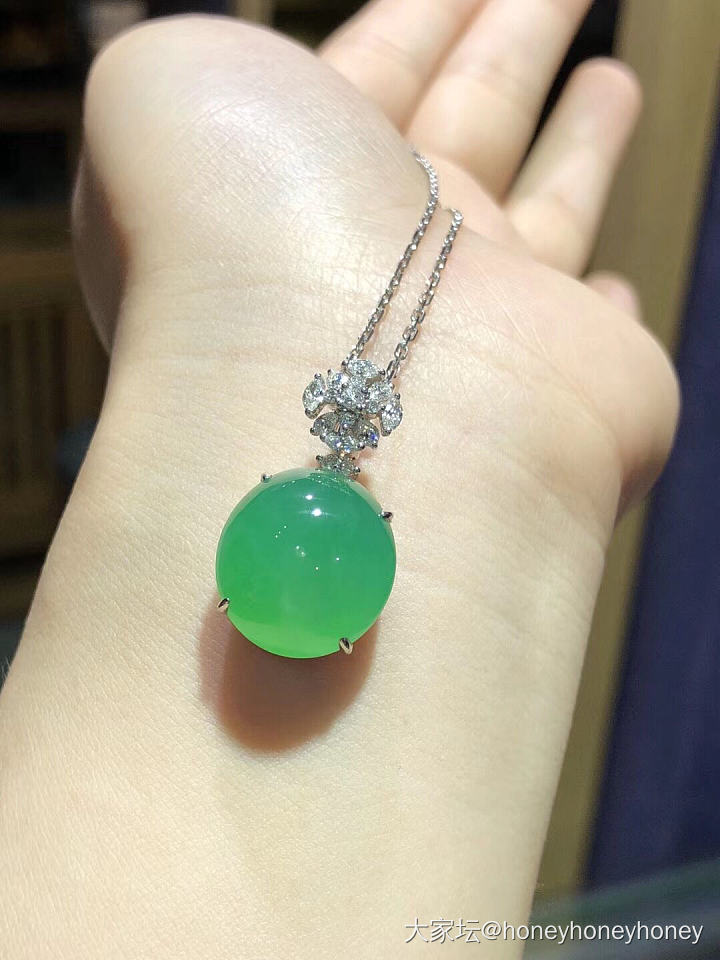 到底何谓龙石种？_翡翠
