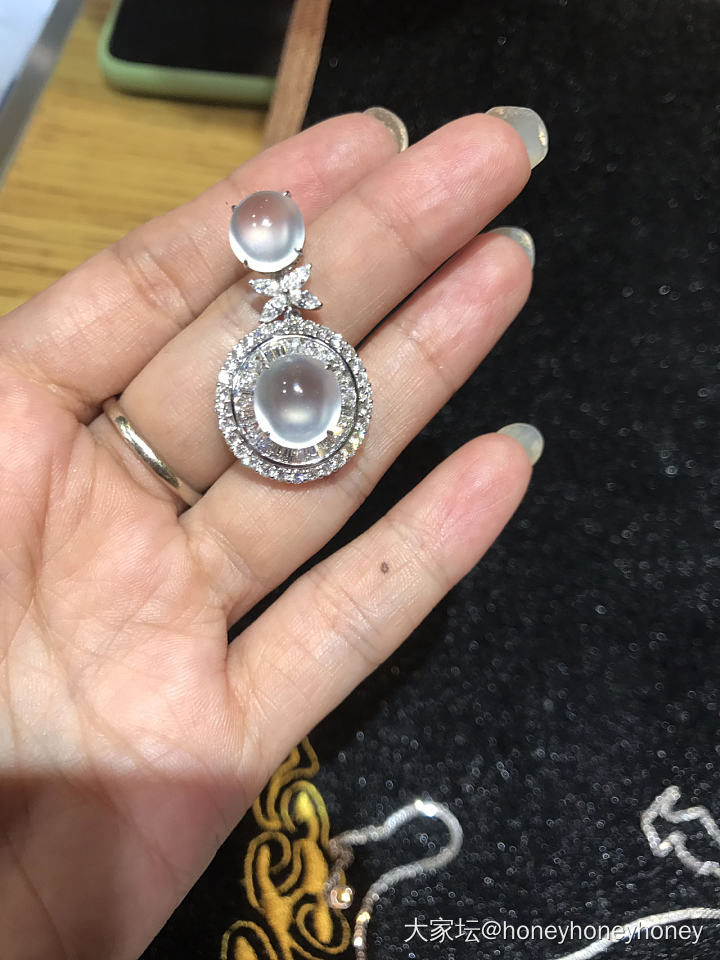 到底何谓龙石种？_翡翠