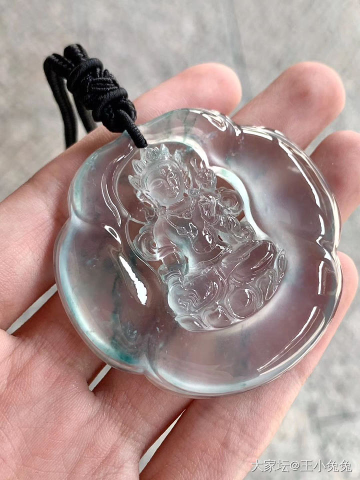 到底何谓龙石种？_翡翠
