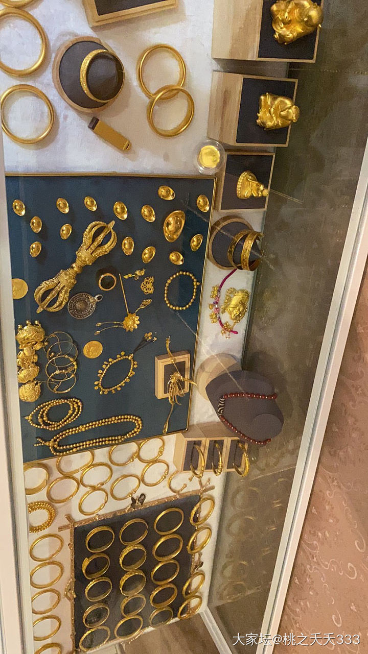 对黄金突然出坑_金