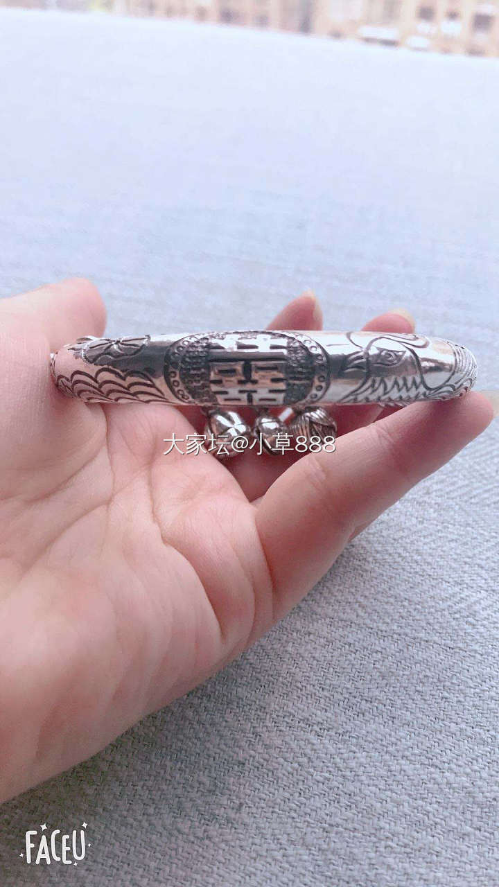 等了5个月的息镯终于到了，感觉把整个夏天都戴在了手上_手镯银