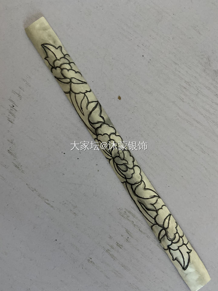 这样的银手镯大家喜欢吗？_银