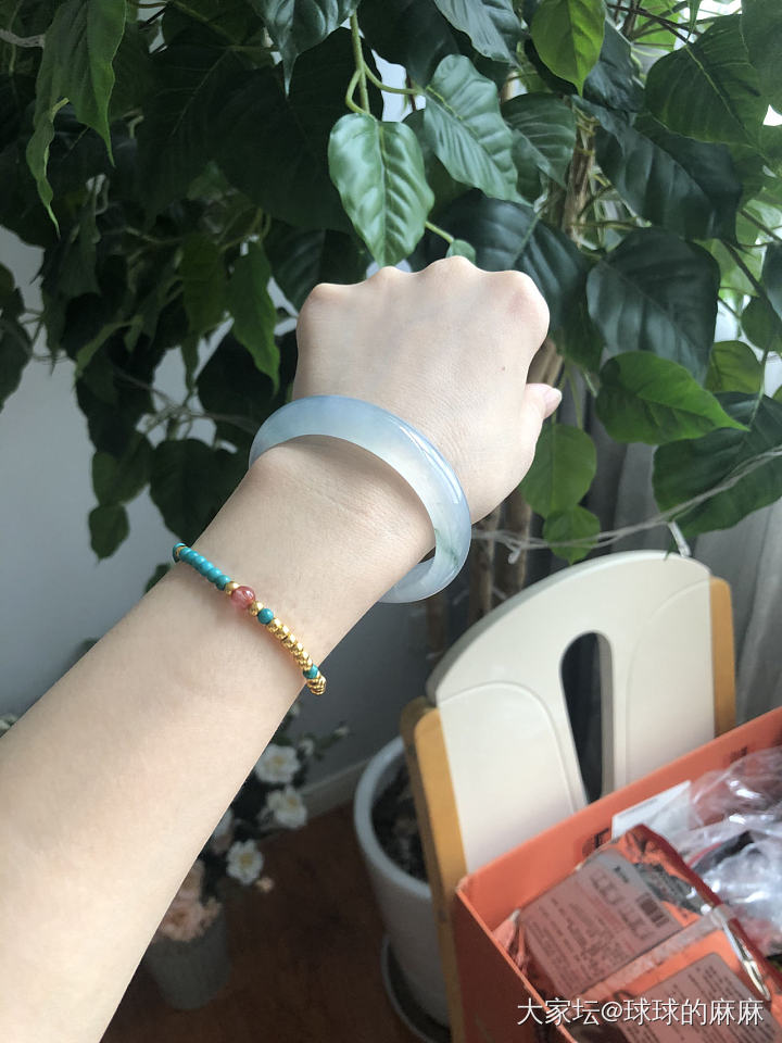 前几天差点把它贱卖了，哈哈，也不知道为什么突然那么想升级，自刀了那么多还有人砍价..._翡翠