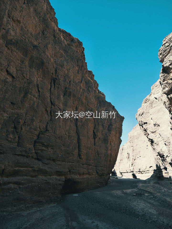且末料最大集中地——新疆库尔勒_和田玉