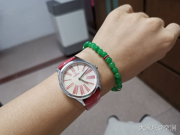 红配绿 赛牡丹_珠串欧米茄手表翡翠