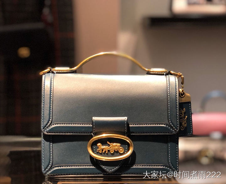 蔻驰包包，哪款好看，官网现在五折。_包包