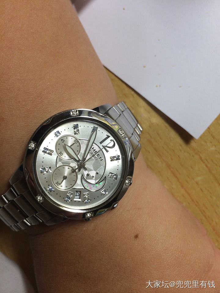 想买一个卡西欧手表送给我姐姐家孩子，_手表