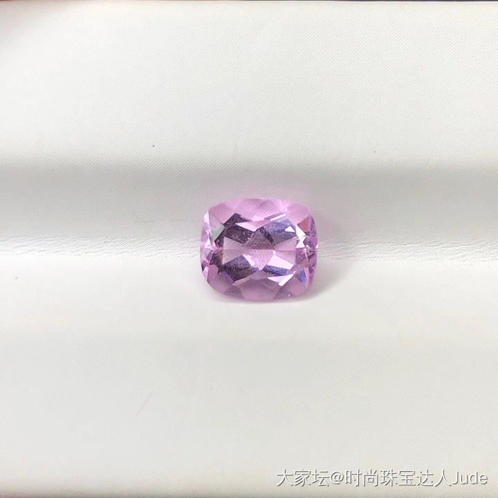 紫粉色摩根_摩根石