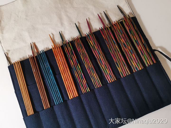 再来几件，织给儿子和侄女的毛衣_穿搭