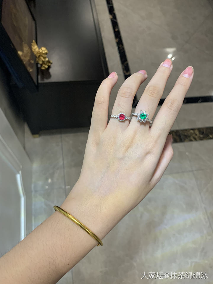 小红、小绿和小黄_名贵宝石